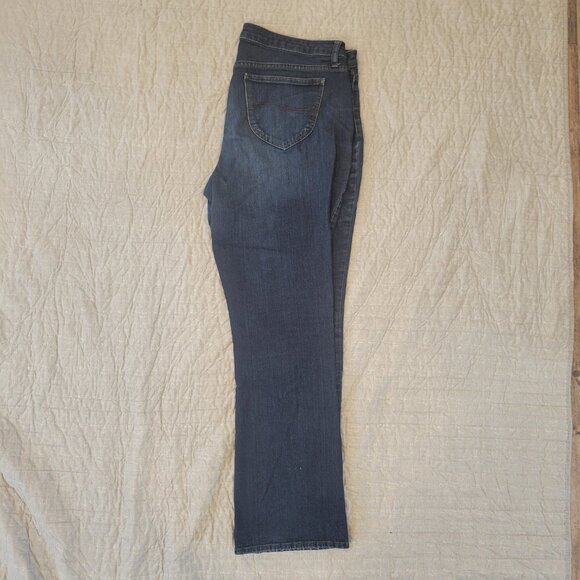 Riders by Lee Indigo Women's Midrise Bootcut Jean, Size 16 - Picture 4 of 10